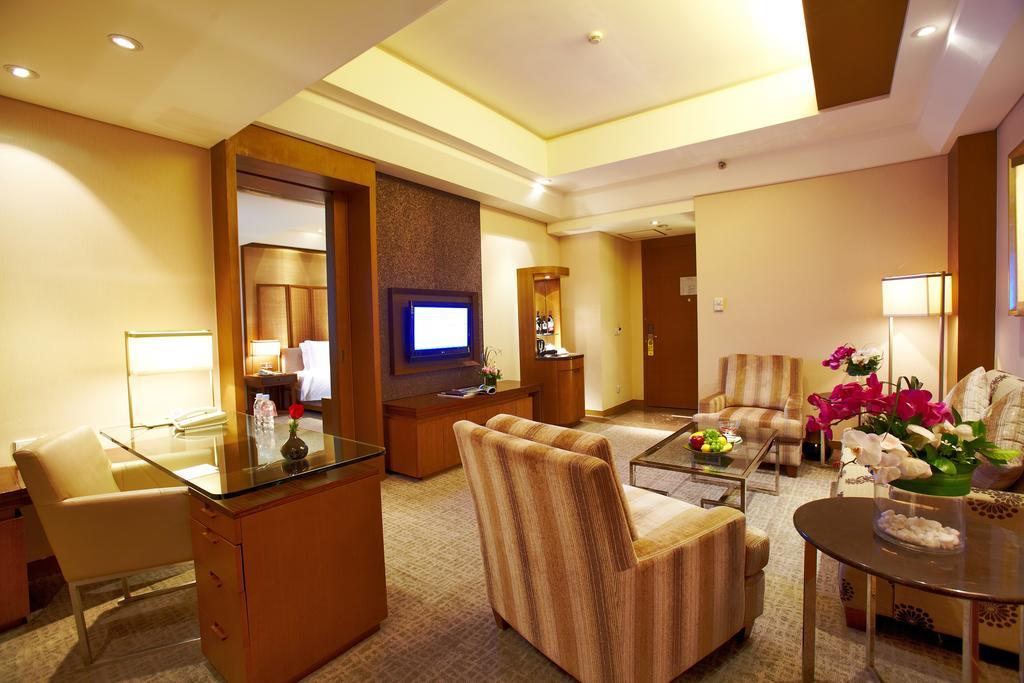 Kunming Xiangjiang Hotel Exterior photo