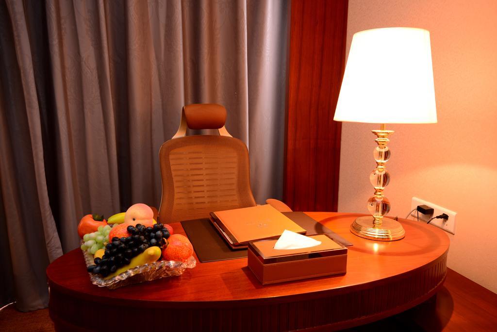 Kunming Xiangjiang Hotel Exterior photo