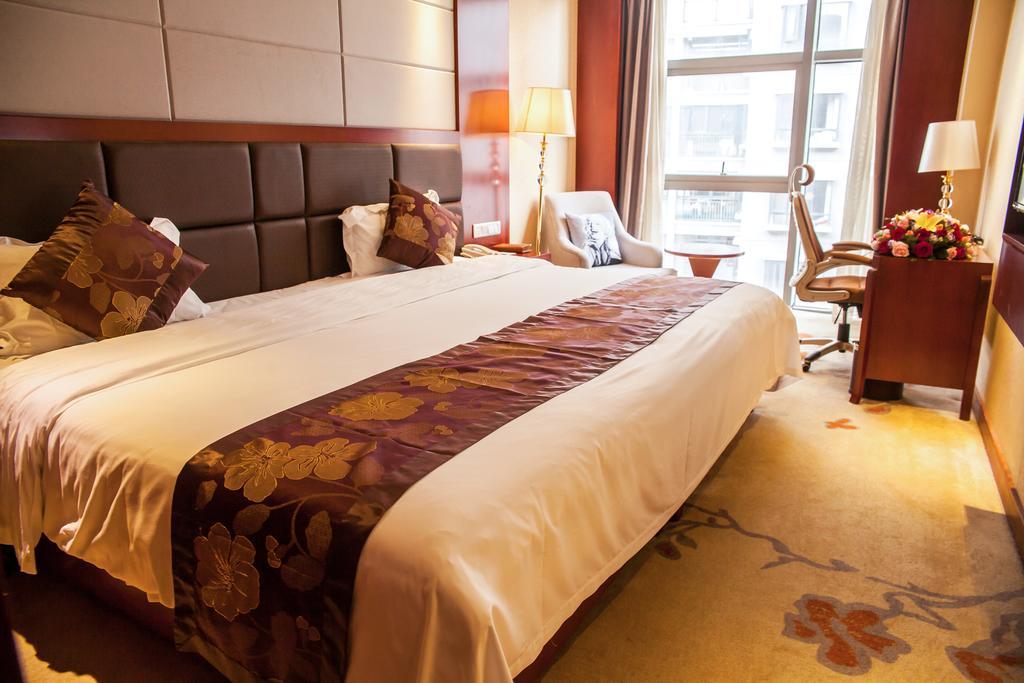 Kunming Xiangjiang Hotel Exterior photo